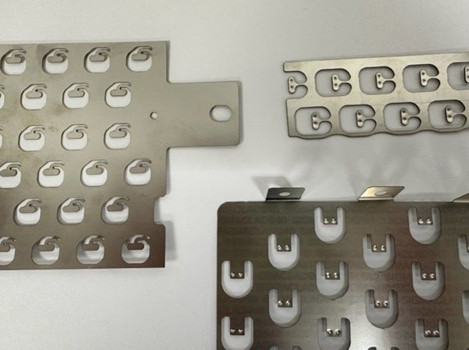 Nickel strip cutting
