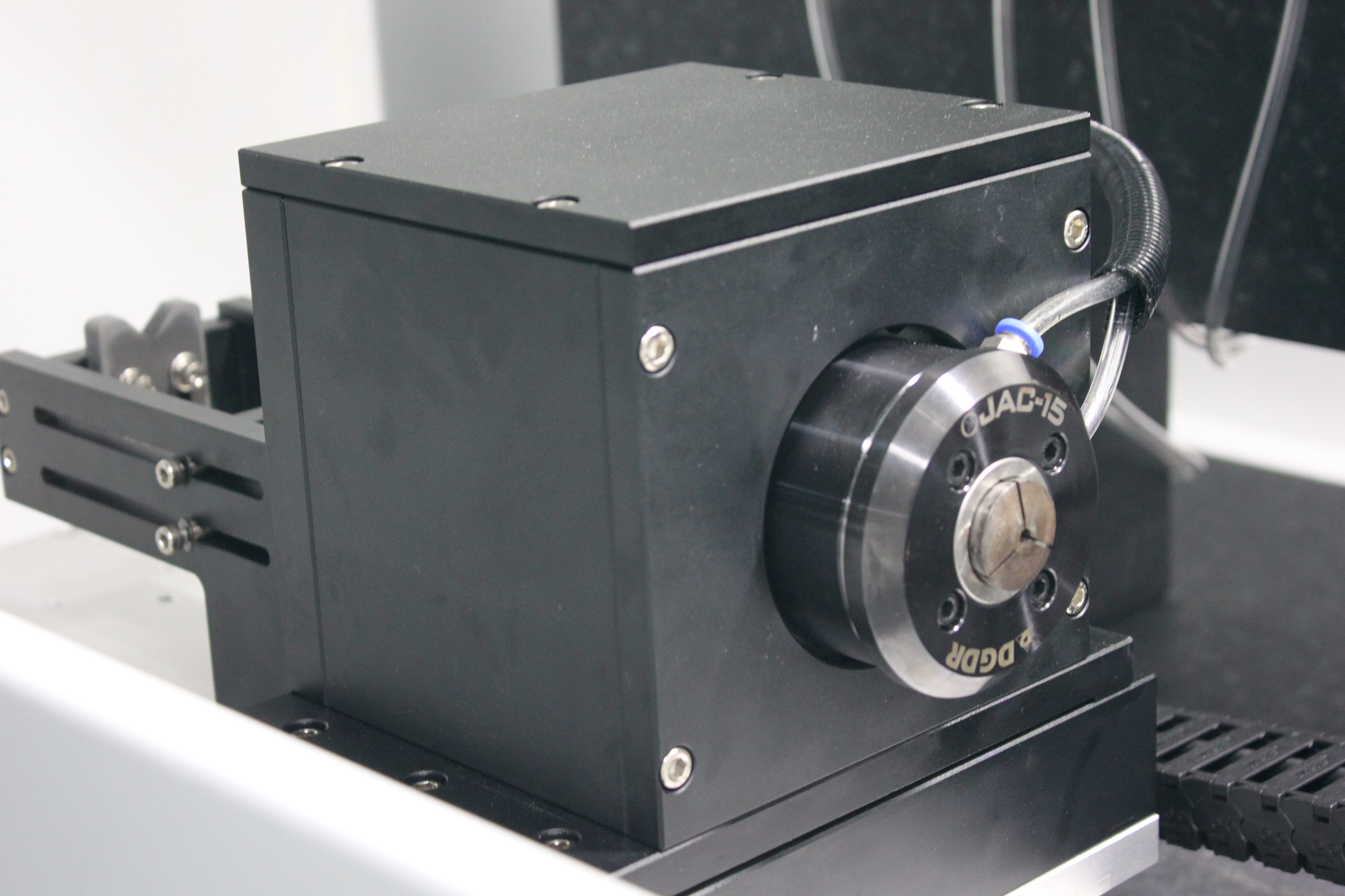 Direct driver motor of laser cutting 