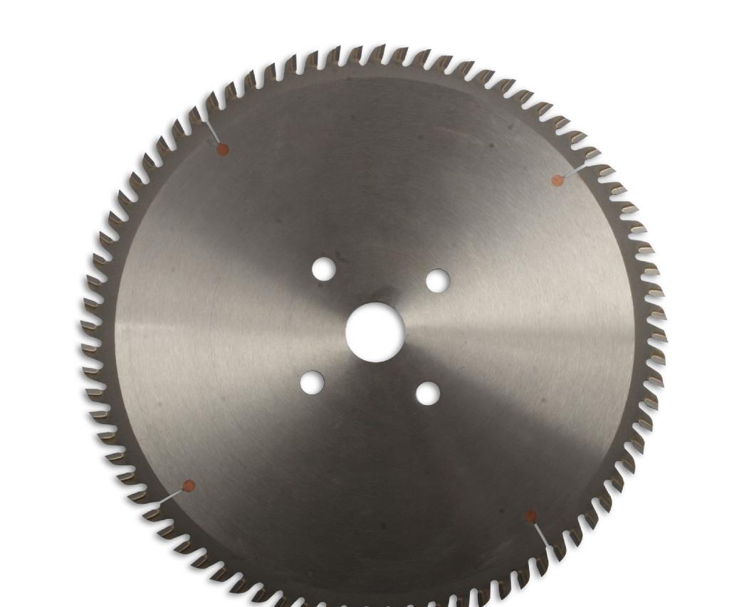 máquina de corte por láser de chapa metálica