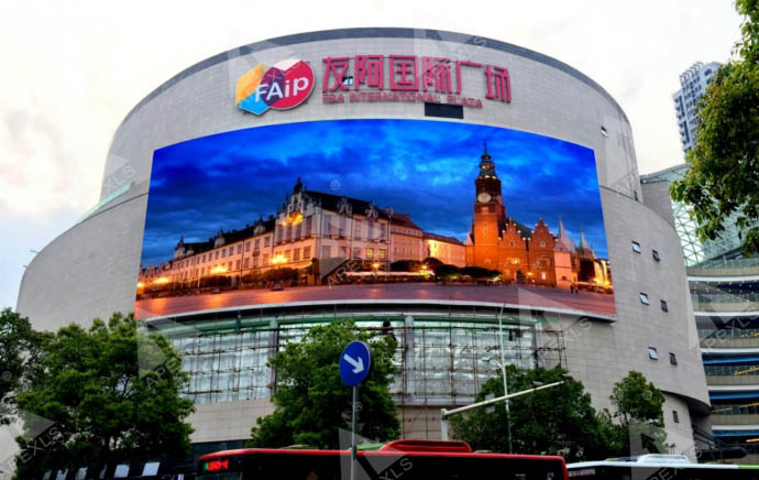 700 square meters P16 outdoor LED display application case