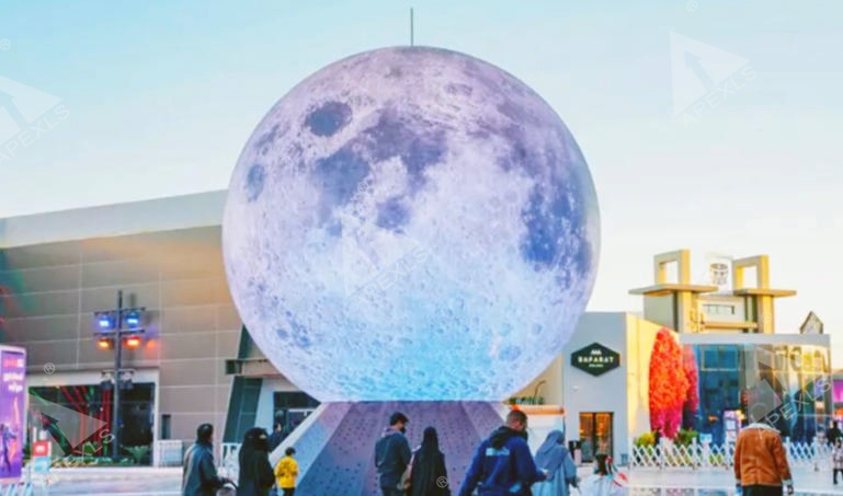 Saudi Arabia's 8-meter-diameter outdoor LED sphere screen