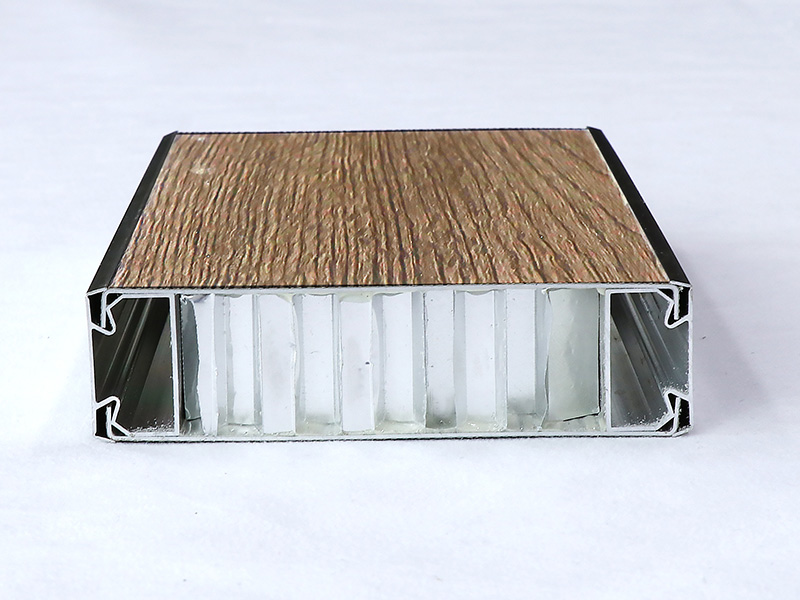 Metal honeycomb panel bathroom partitions