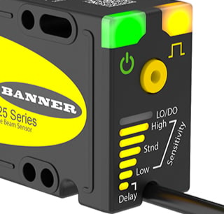 Using wide beam sensing technology to solve the problem of leading edge detection in material handling