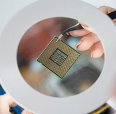 Why use FPGA SoM in FPGA system design?